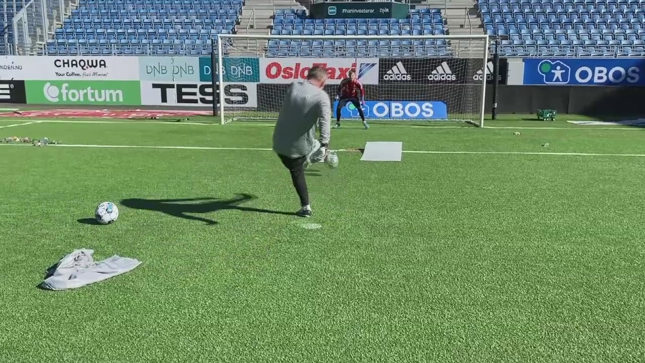 - Litt flasker og kaos foran der 